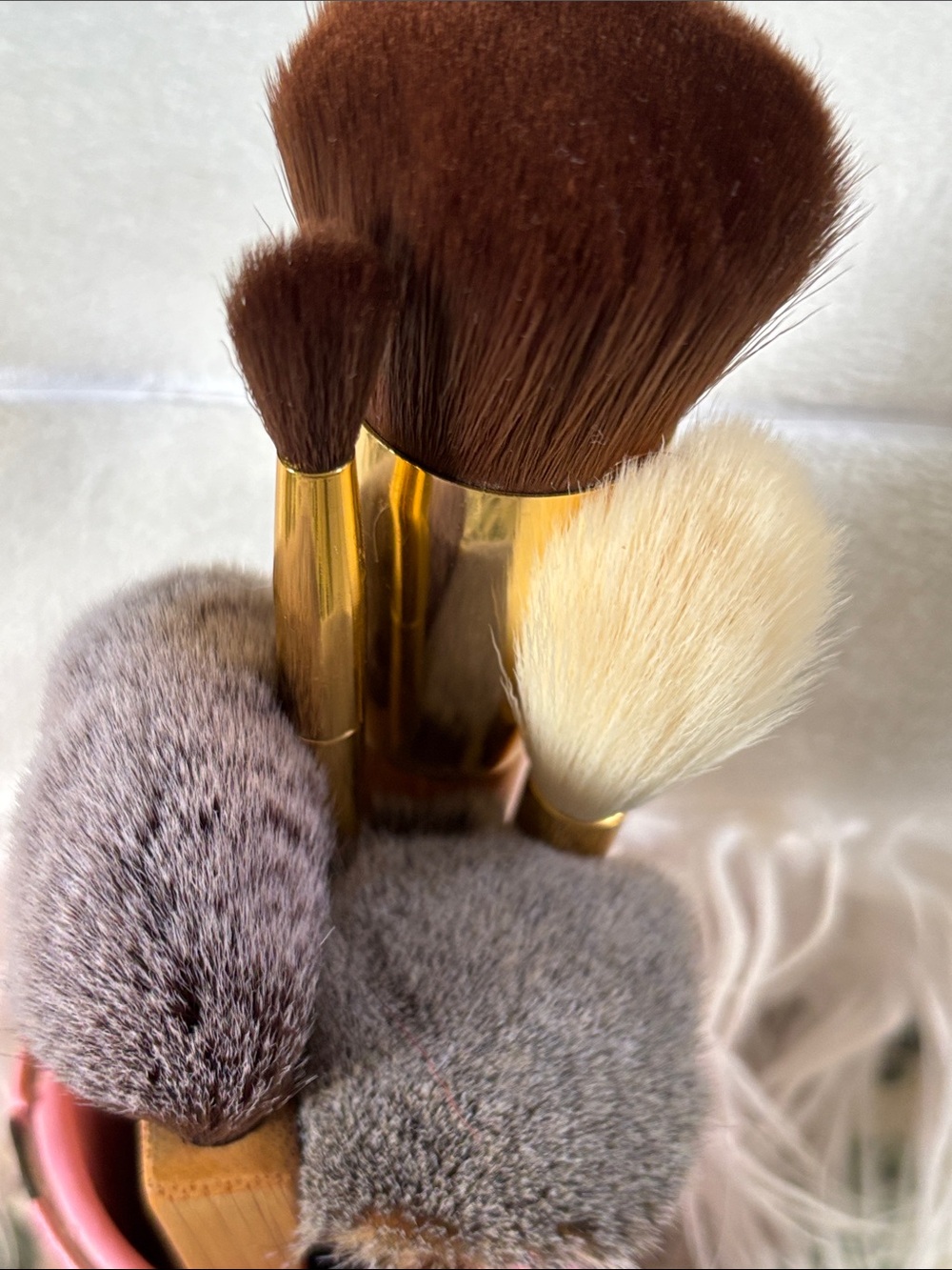 tarte Bamboo Handle Makeup Brush Set with Gold Ferrules and Brown Bristles - Picture 6 of 11